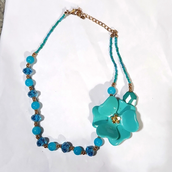 Vintage assymetrical floral bead necklace bundle for discount - Picture 1 of 2